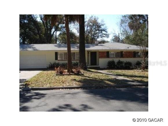 3435 NW 7th Place Pl., Gainesville, FL 32607