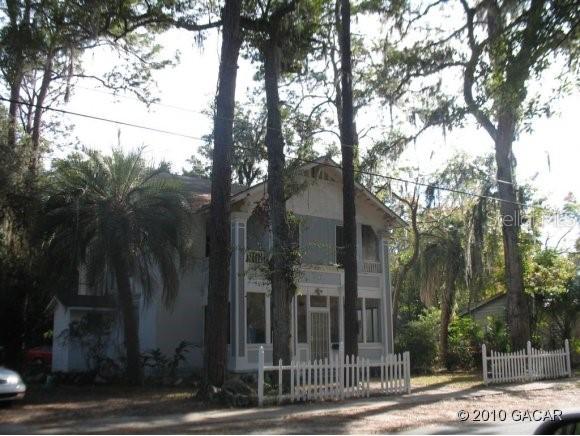 511 NW 15th St., Gainesville, FL 32603