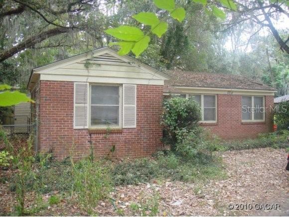 2711 NW 2nd Ave., Gainesville, FL 32607