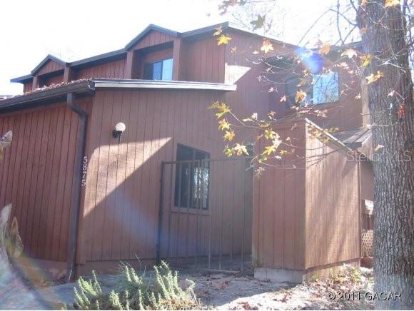 5875 SW 8th Pl., Gainesville, FL 32607