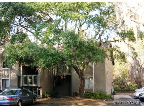 77 SE 16th Ave. #B-20, Gainesville, FL 32601