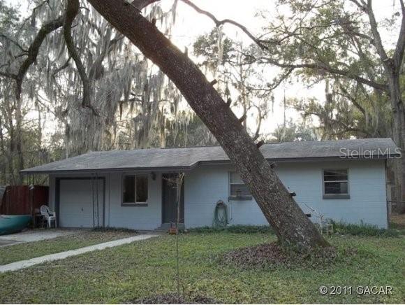 328 SE 71 St., Gainesville, FL 32641