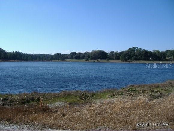 171 Ashley Lake Dr., Melrose, FL 32666