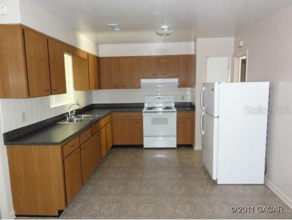 2304 NW 46th Ter., Gainesville, FL 32606