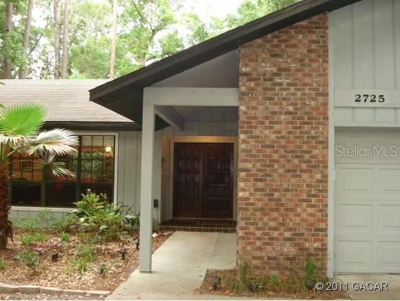 2725 NW 38th St., Gainesville, FL 32605
