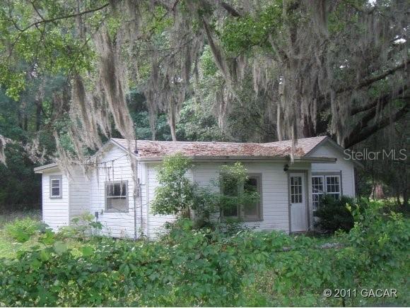 1111 SE 27th St., Gainesville, FL 32641