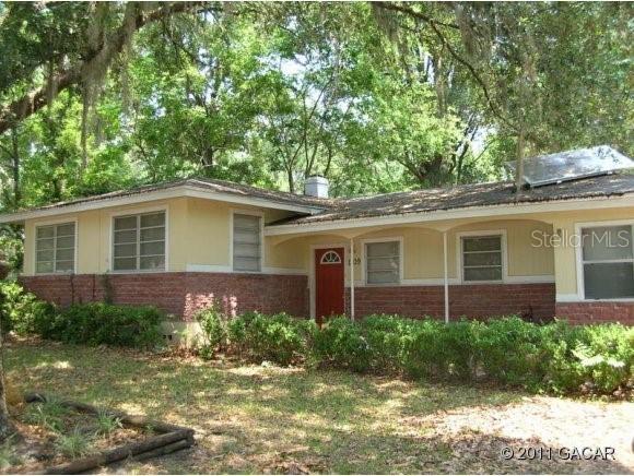 1209 NW 43 St., Gainesville, FL 32604