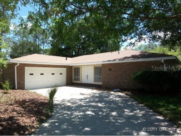 3923 NW 38th Place, Gainesville, FL 32606