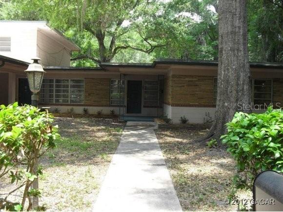 816 NW 14 Ave., Gainesville, FL 32601