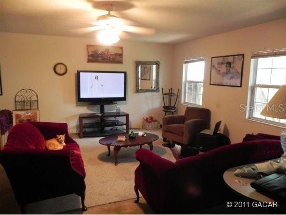 25248 SW 16th Ave., Newberry, FL 32669