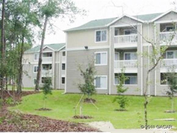 3800 SW 20th Ave. #210, Gainesville, FL 32607