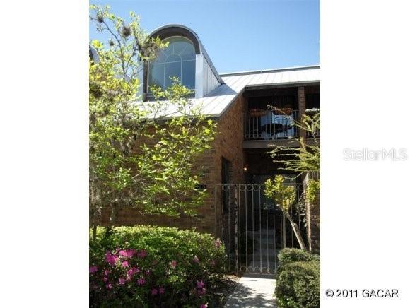 708 NE 1st St St., Gainesville, FL 32601