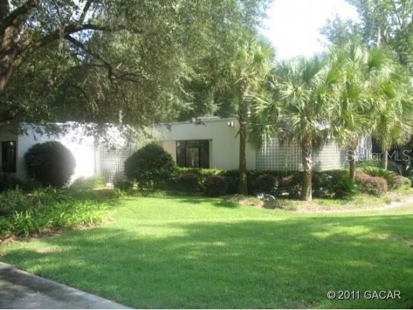 2711 NW 20th St., Gainesville, FL 32605