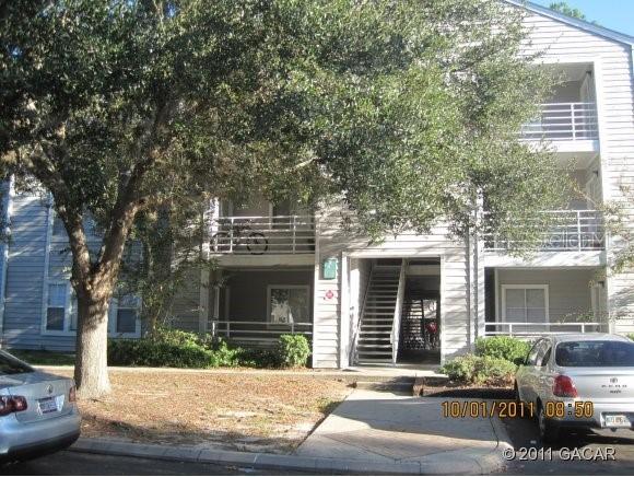 2601 SW Archer Rd. #J-24, Gainesville, FL 32608