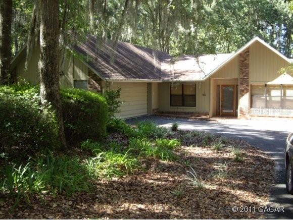 10 SW 101st Ct., Gainesville, FL 32607