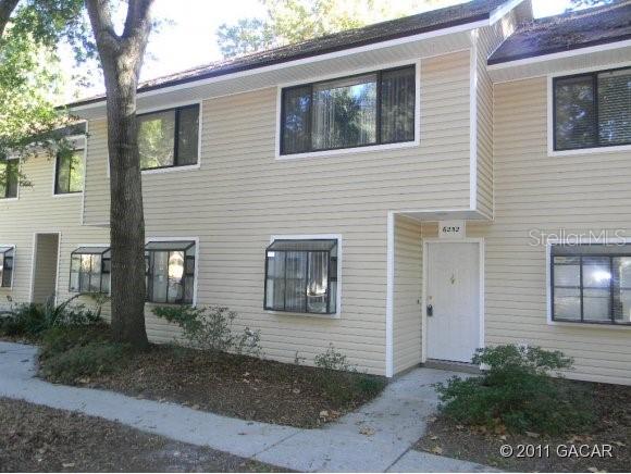 6252 SW 8th Place, Gainesville, FL 32607