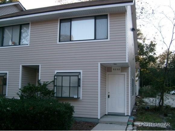 6232 SW 8th Pl., Gainesville, FL 32608
