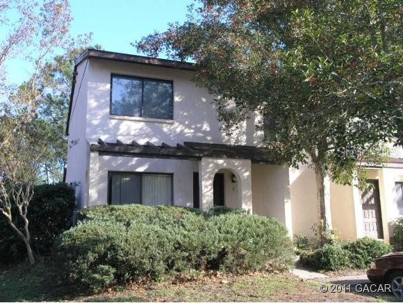 2735 SW 35 Pl. #301, Gainesville, FL 32608