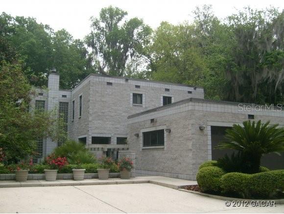 2103 NW 24th St., Gainesville, FL 32605