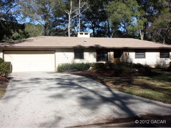 7610 SW 7th Place, Gainesville, FL 32607