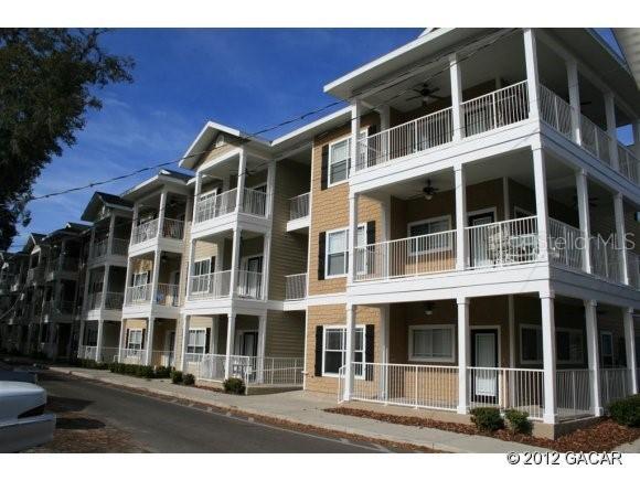 1460 NW 3rd Pl. #115, Gainesville, FL 32603