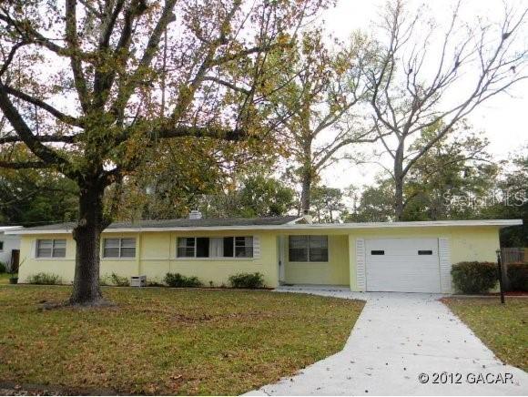 1061 NE 20th Pl., Gainesville, FL 32609