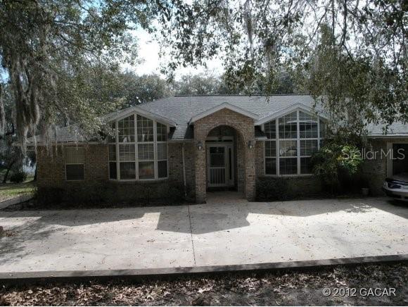 6535 Little Lily Lake Rd., Melrose, FL 32666