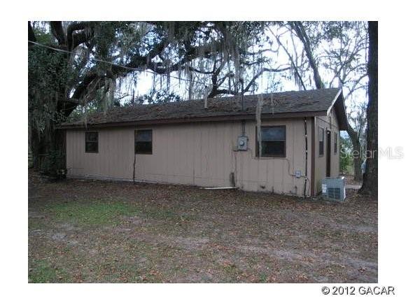 108 Hickory Hill Ln., Hawthorne, FL 32640