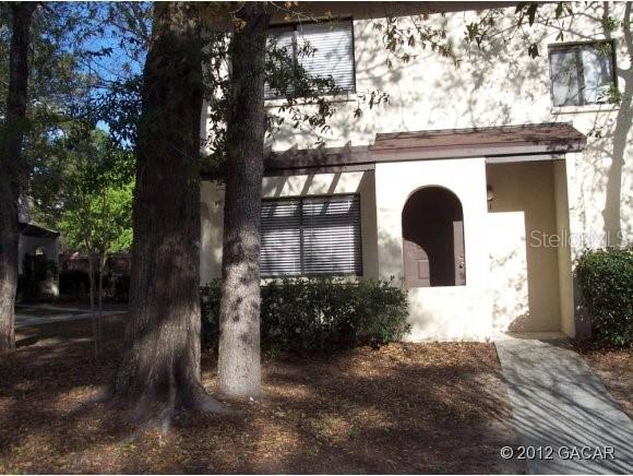 2735 SW 35th Pl. #201, Gainesville, FL 32608