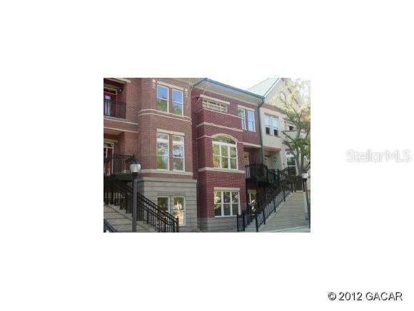 125 NE 4th St. #38, Gainesville, FL 32601