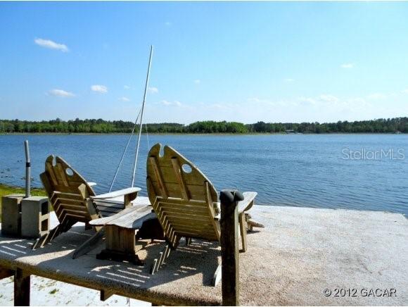 115 Tomahawk Rd., Hawthorne, FL 32640