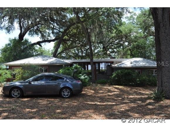 111 Bumpy Rd., Melrose, FL 32666