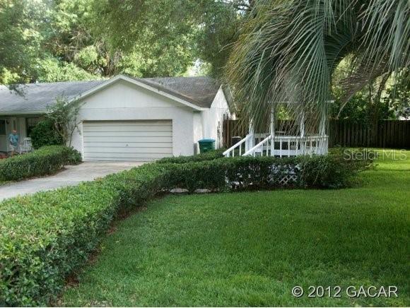 25529 SW 18th Ave., Newberry, FL 32669