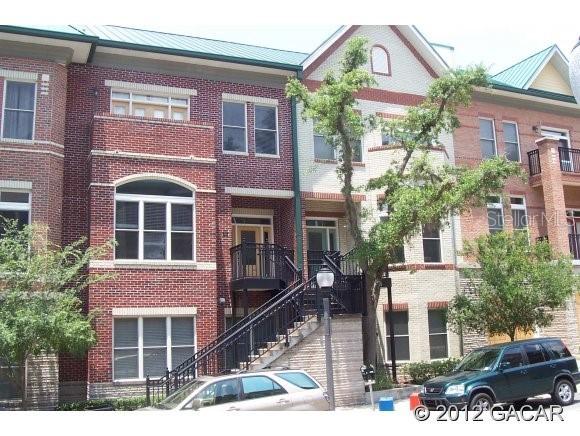 136 NE 4th St., Gainesville, FL 32601