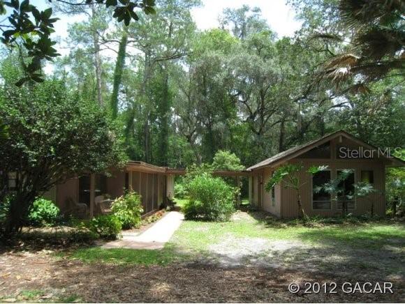 31 SW 43rd Ter., Gainesville, FL 32607