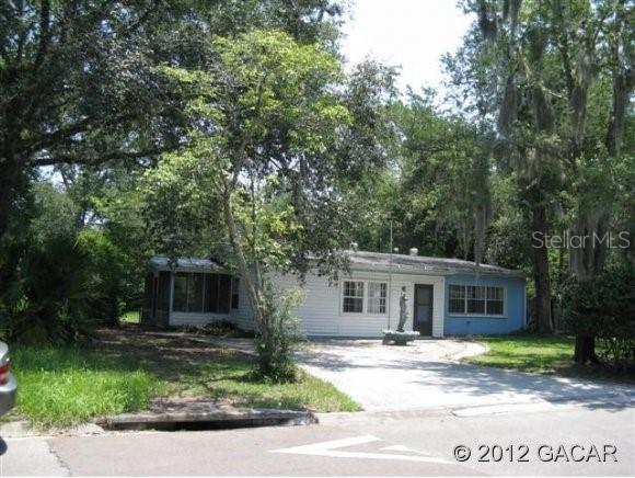 2611 NE 10 Ter., Gainesville, FL 32609