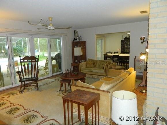 11208 NW 11 Ave., Gainesville, FL 32606