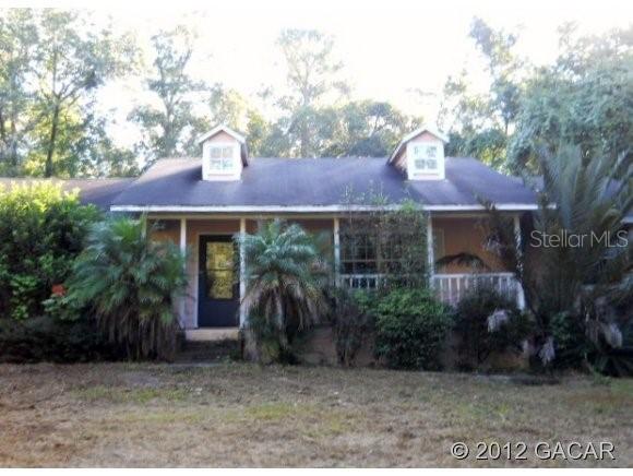 527 Se 4th Ave., Melrose, FL 32666
