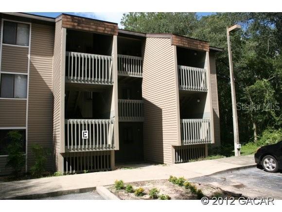 83 SE 16th Ave. #E-30, Gainesville, FL 32601