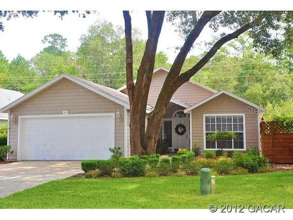 923 NW 122nd Ter., Newberry, FL 32669