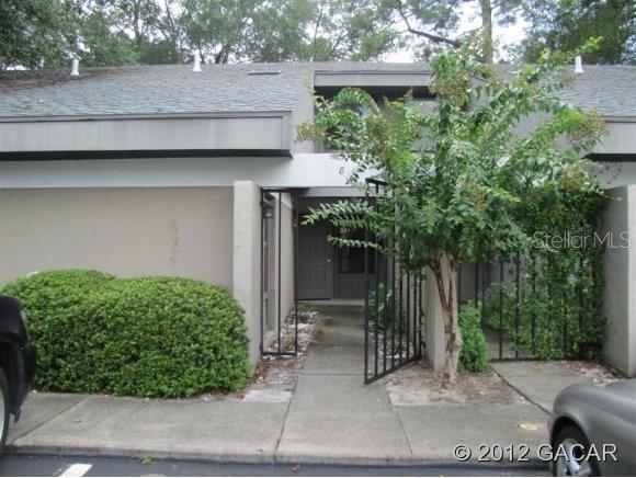 7200 SW 8 Ave. #B-8, Gainesville, FL 32607