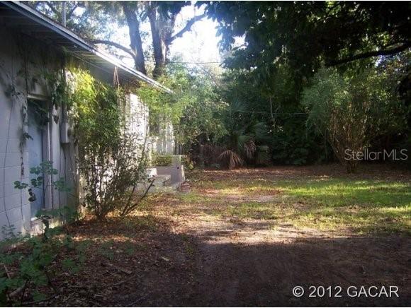 2201 NE 7th St., Gainesville, FL 32609