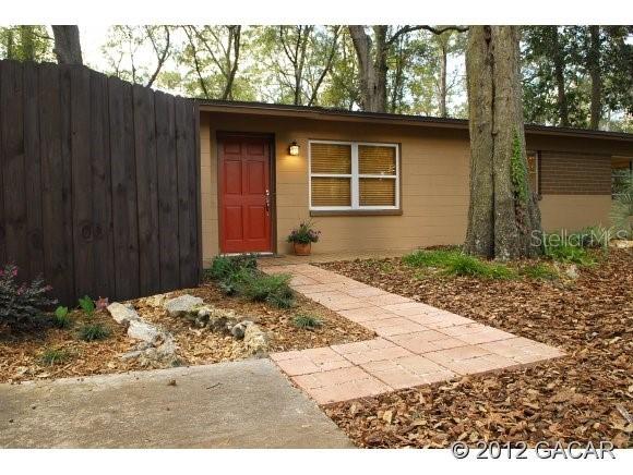 4220 NW 20th St., Gainesville, FL 32605