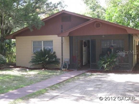 3218 NW 11th St., Gainesville, FL 32609
