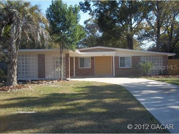 2837 NE 15th St., Gainesville, FL 32609