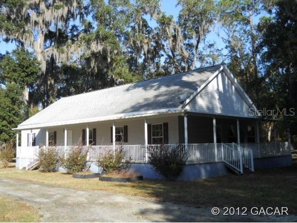 2421 SE County Rd 21b, Melrose, FL 32666
