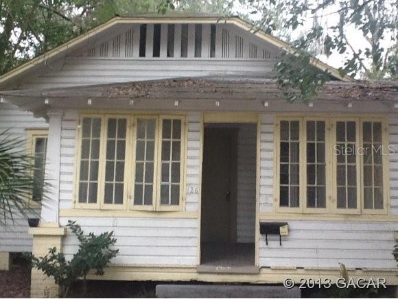 126 NW 10th St., Gainesville, FL 32601