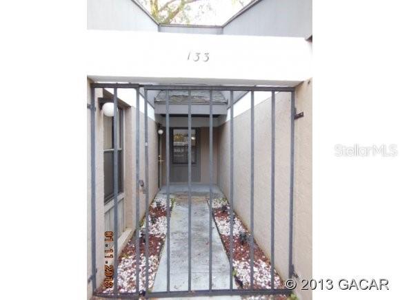 7200 SW 8th Ave. #U-13, Gainesville, FL 32608