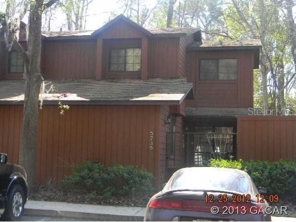 5735 SW 10th Place Pl., Gainesville, FL 32607