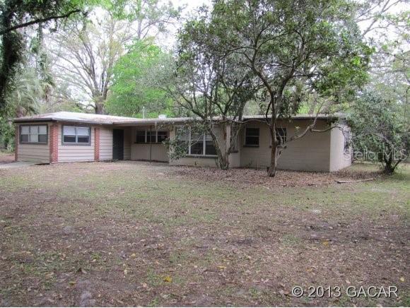 615 NE 8th Ter., Gainesville, FL 32609